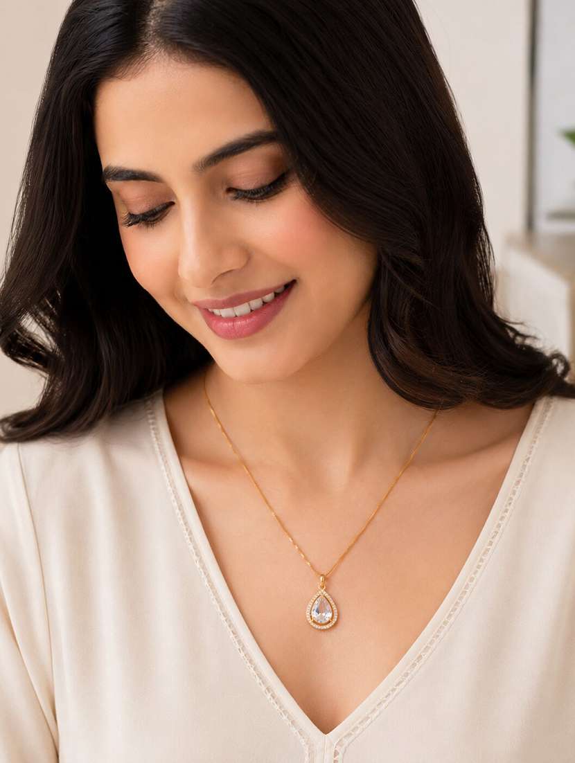 oval shape gold plated pendant with chain - 22662049 -  Standard Image - 2
