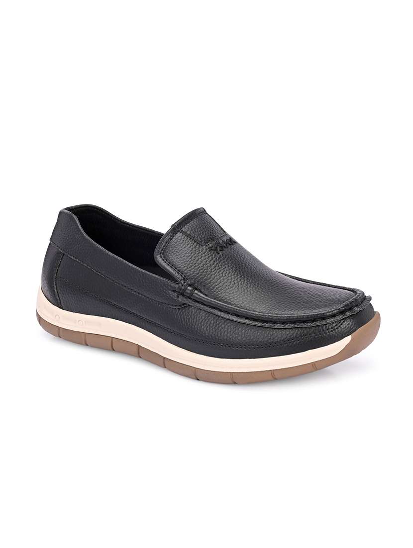 Men Solid Slip On Casual Shoes - 22662488 -  Standard Image - 2