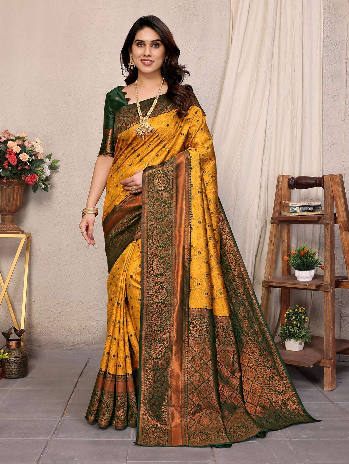 women self design banarasi saree with blouse