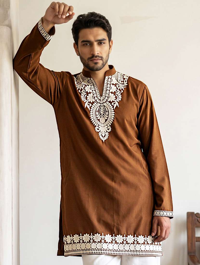 men embroidered mandarin neck short kurta