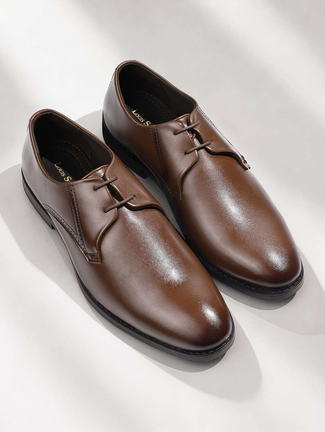 men solid lace up derby shoes