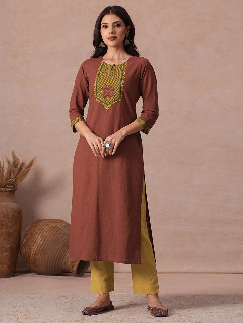 women embroidered three quarter sleeves straight kurta