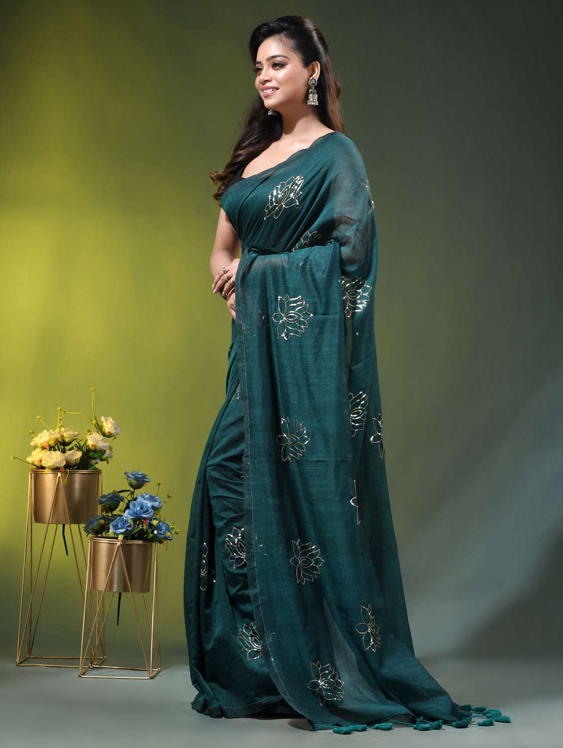 women solid with work handloom saree - 22686214 -  Standard Image - 2