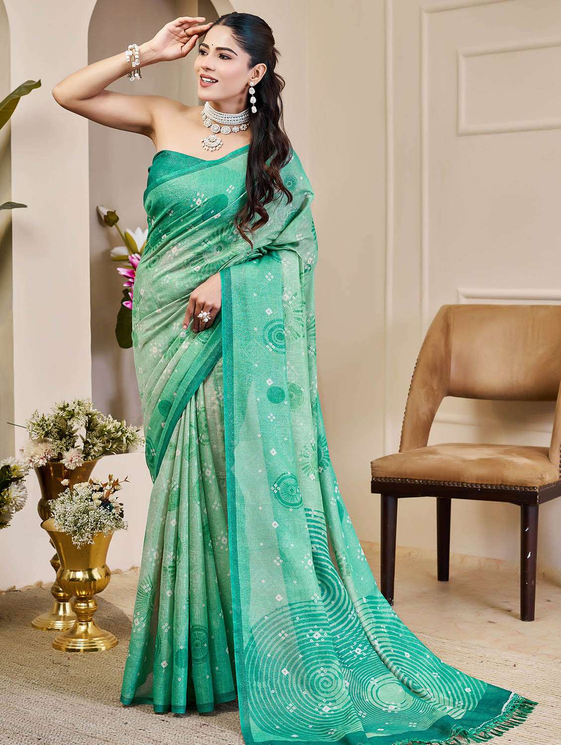 women printed casual wear saree with blouse - 22686629 -  Standard Image - 2