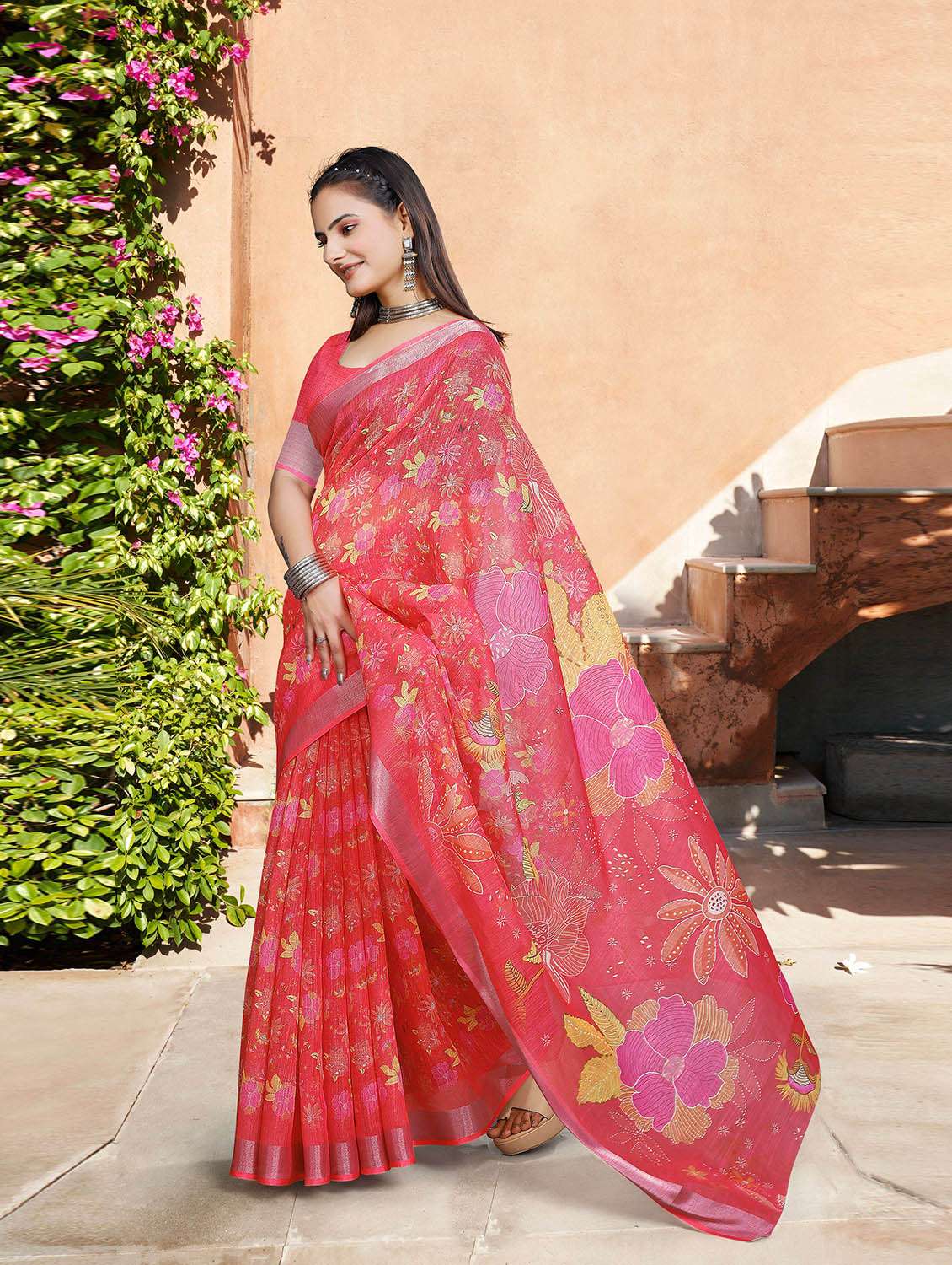women printed casual wear saree with blouse - 22686718 -  Standard Image - 2
