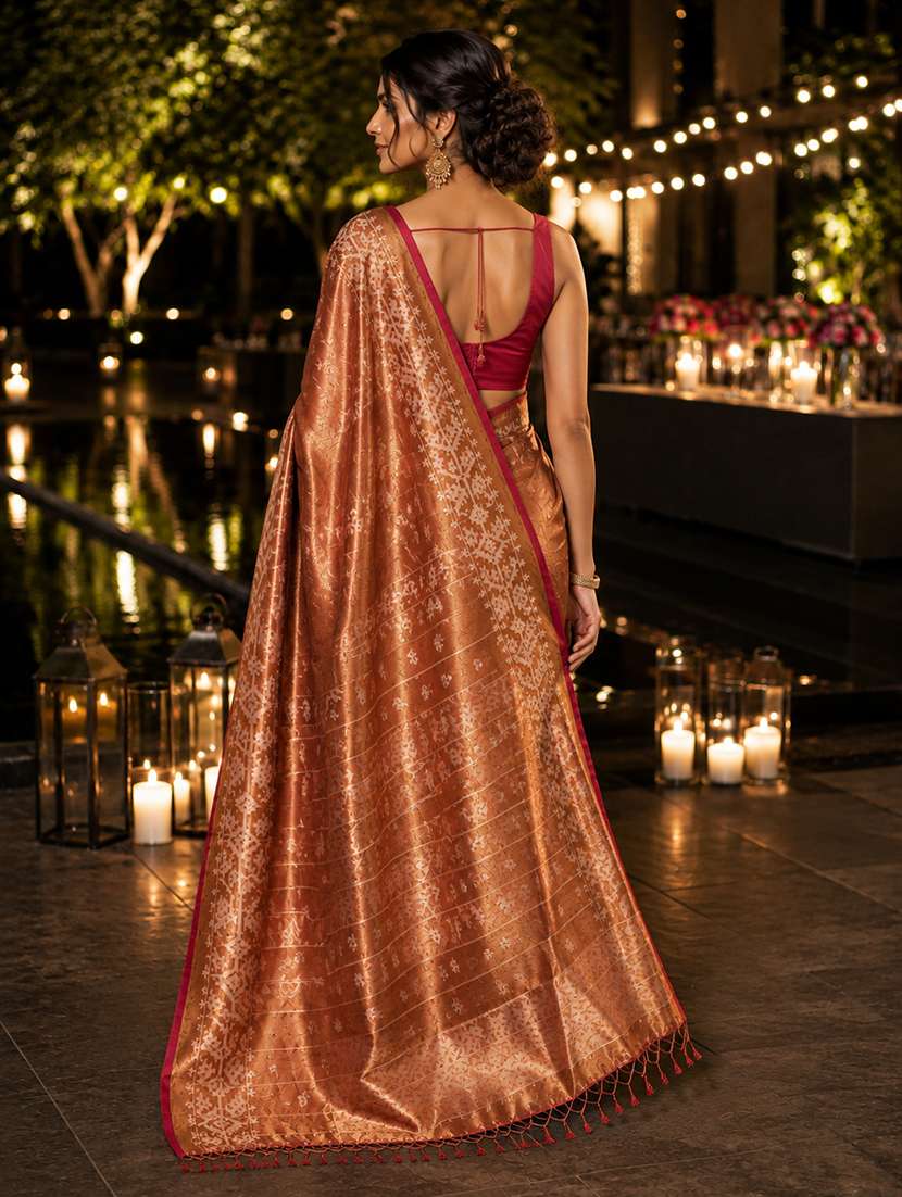 women self design handloom saree with blouse - 22687021 -  Standard Image - 2