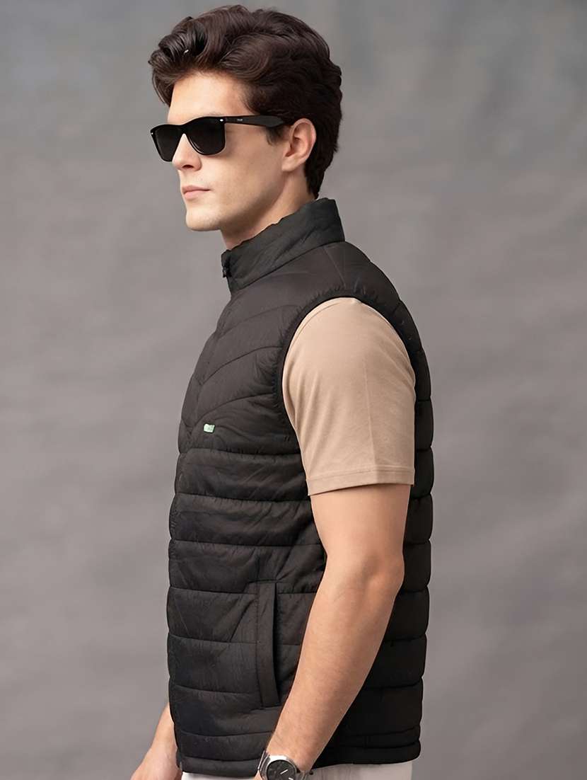 Men Solid Sleeveless Puffer Jacket - 22688691 -  Standard Image - 2