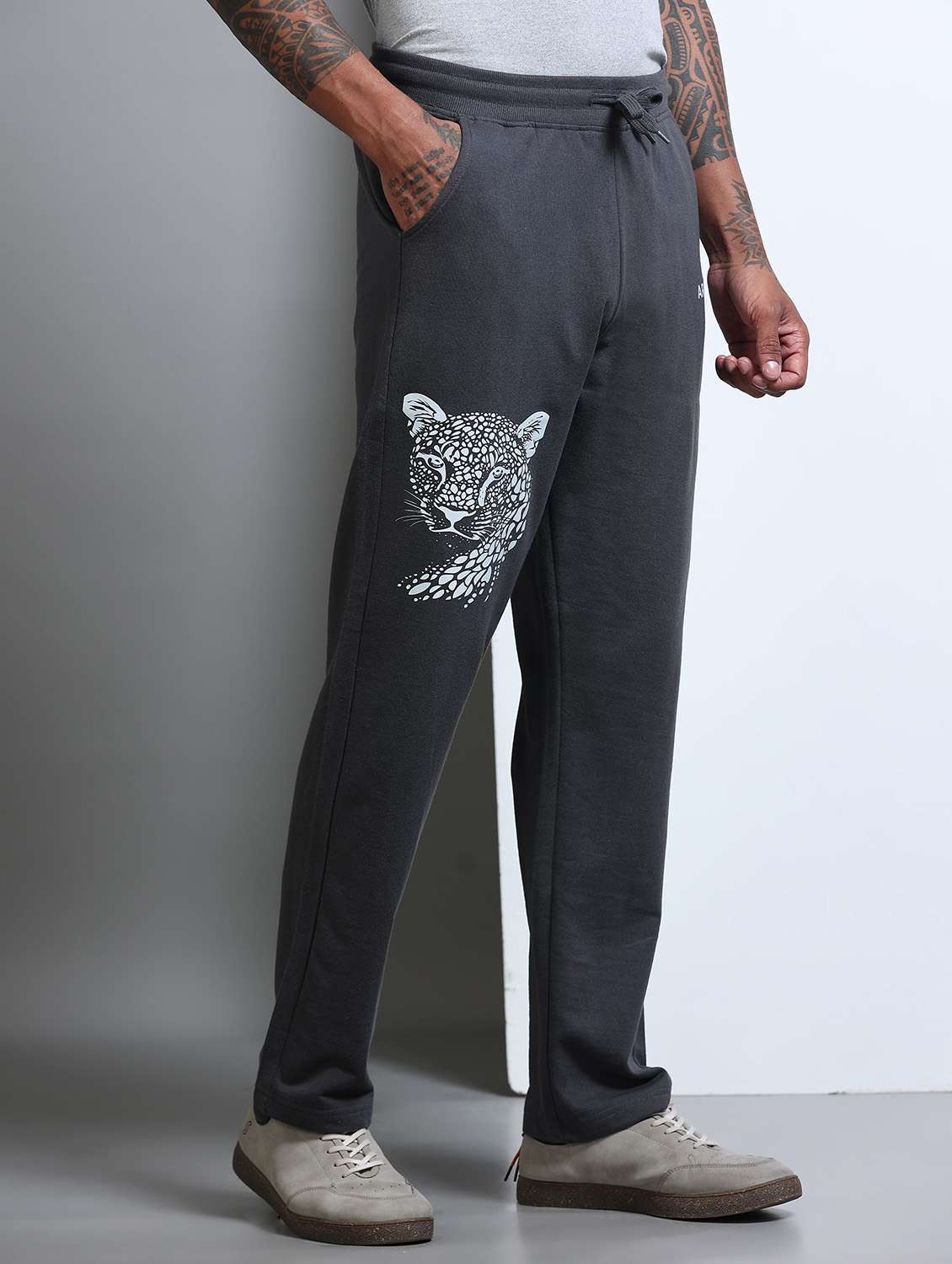 Men Placement Print Mid Rise Full Length Track Pant - 22693963 -  Standard Image - 2