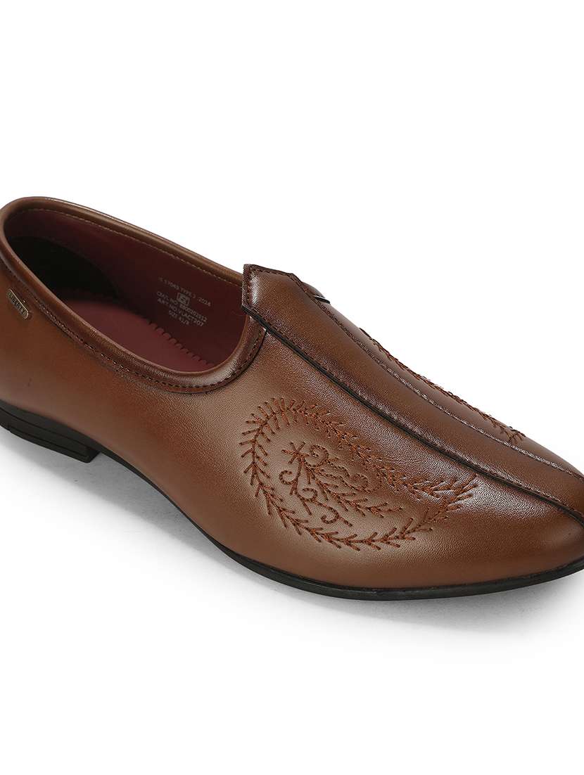 Men Brown Slip On Mojari - 22694851 -  Standard Image - 7