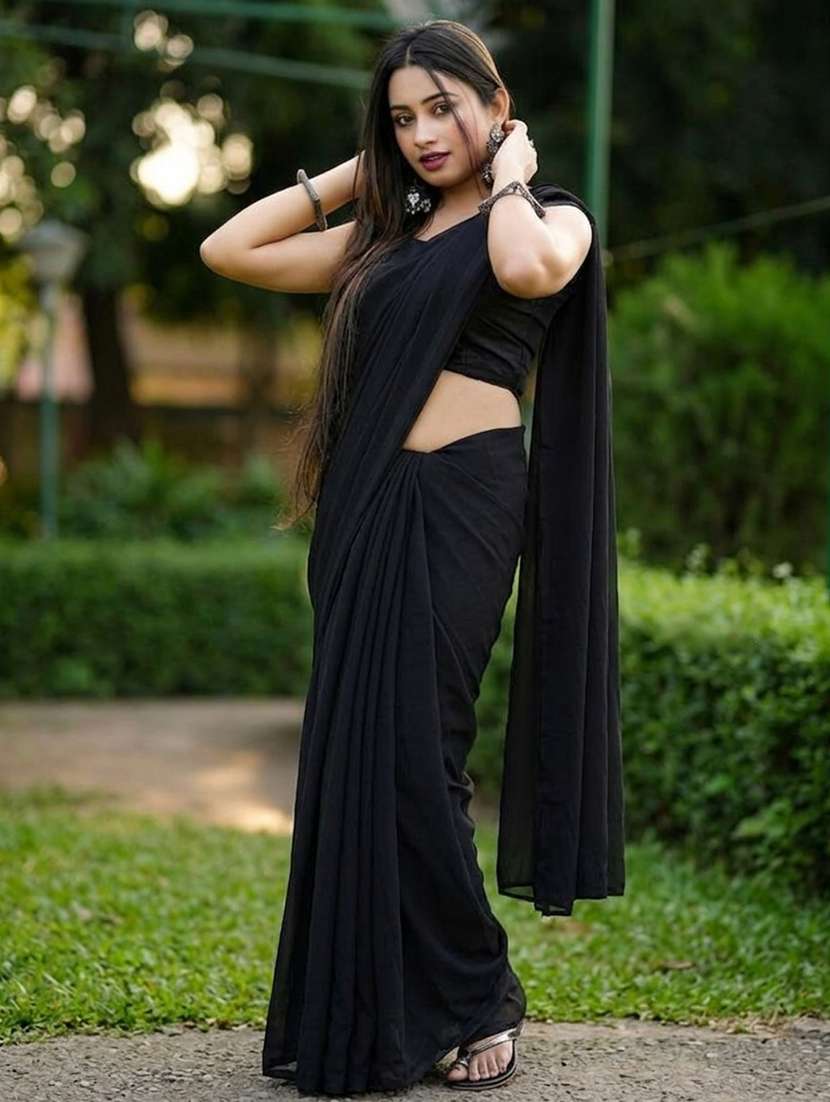 women solid plain saree with blouse