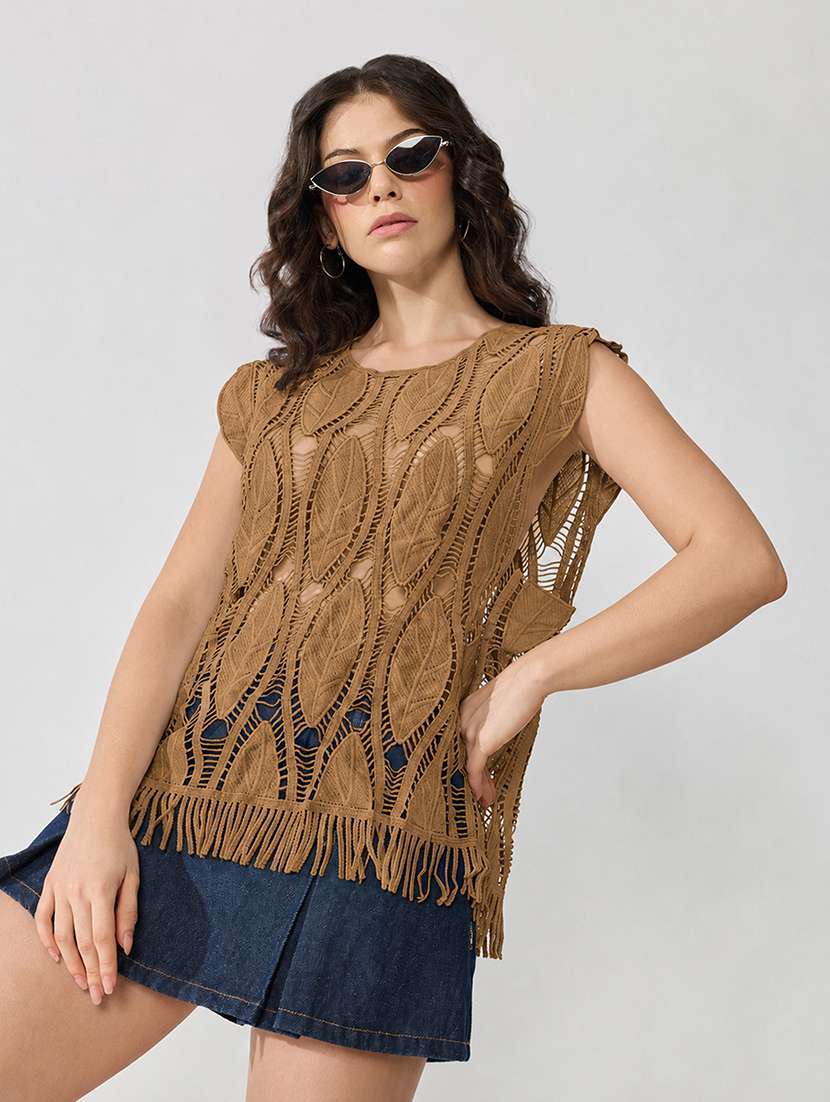 women self design sleeveless regular top
