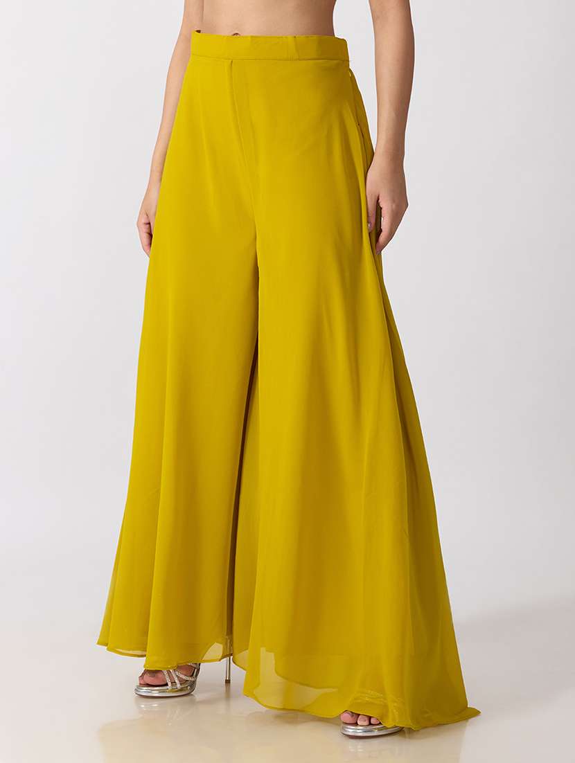 Women Embellished Sleeveless Kurta Palazzo Set With Dupatta - 22697185 -  Standard Image - 7