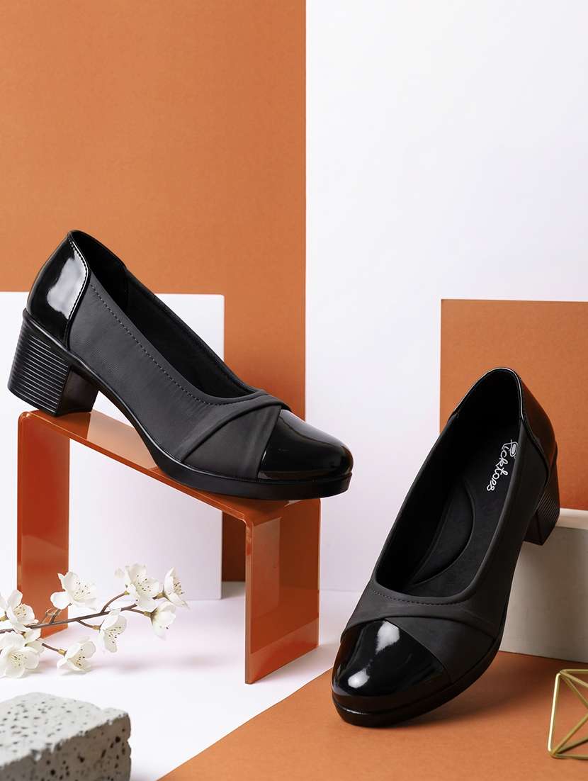 women solid slip on pumps