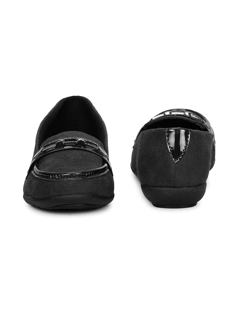 Women Solid Slip On Loafer - 22697231 -  Standard Image - 2