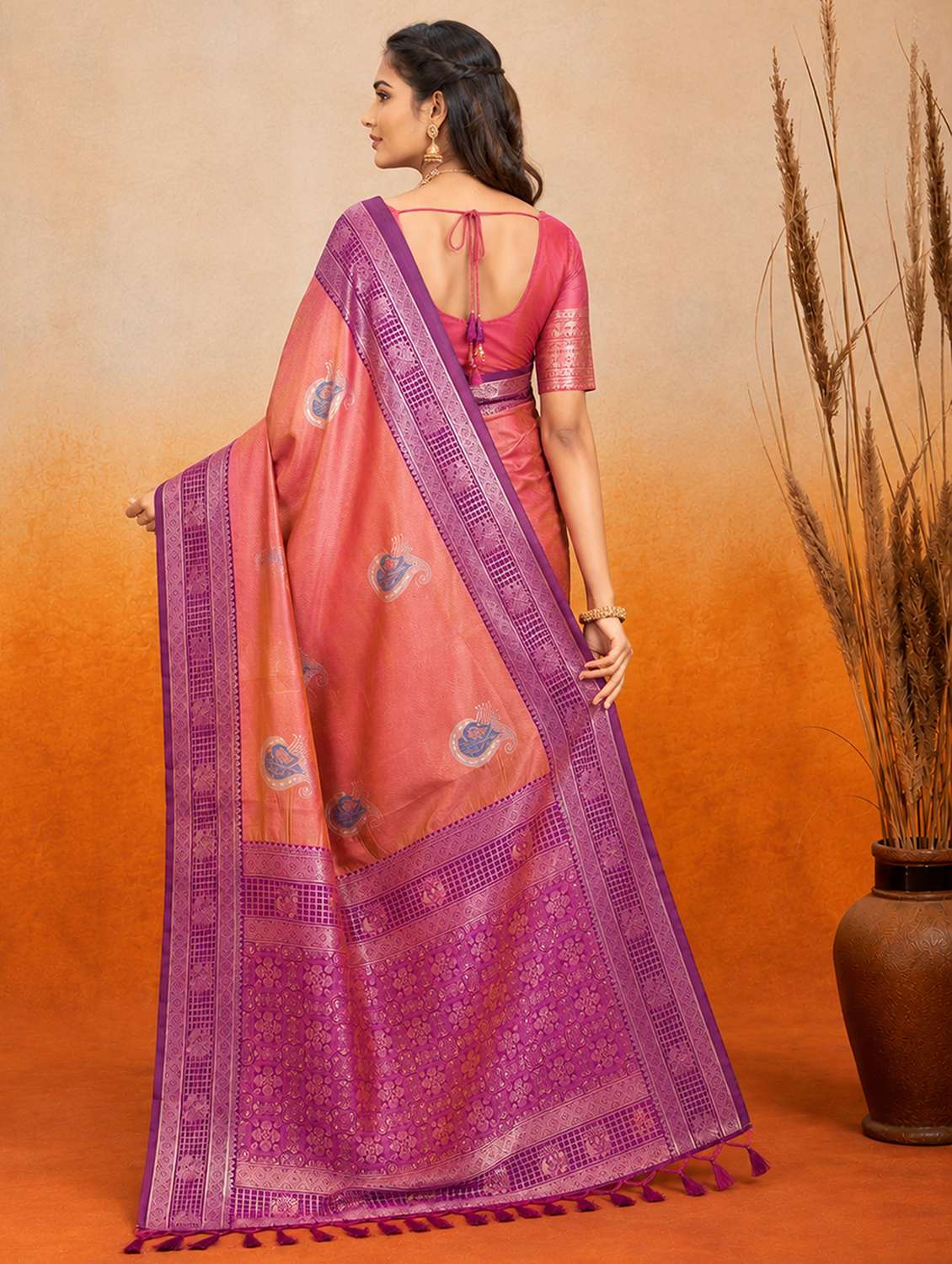 Women Self Design Banarasi Saree With Blouse - 22698845 -  Standard Image - 2