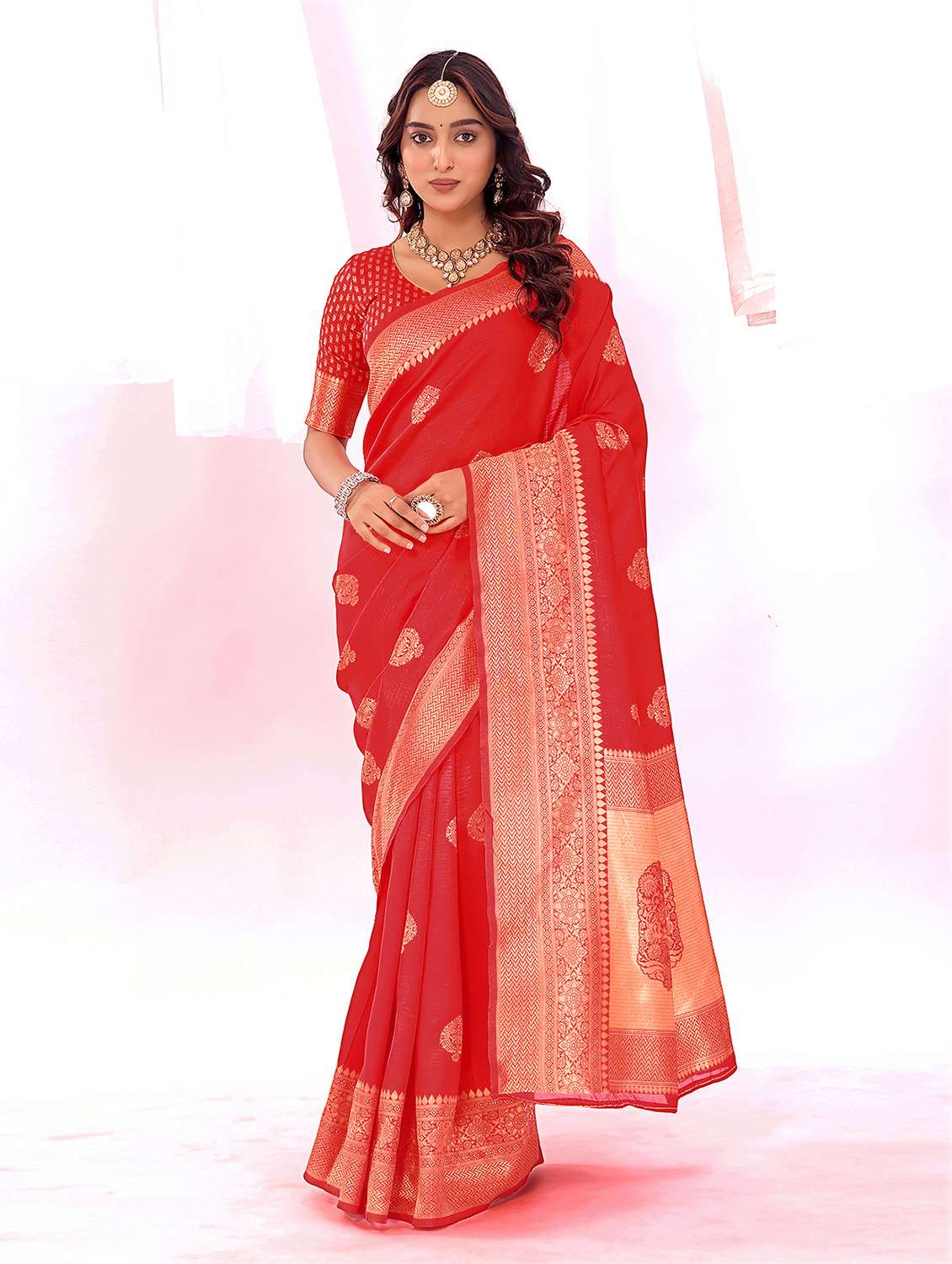 Women Self Design Bordered Saree With Blouse - 22700675 -  Standard Image - 2