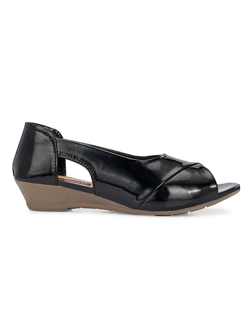 Women Solid Slip On Peep Toe Ballerina - 22701025 -  Standard Image - 2