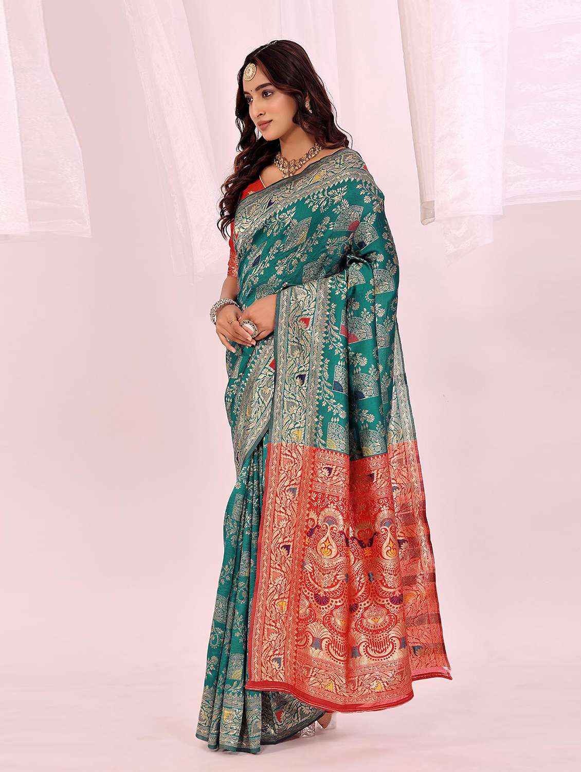 Women Self Design Banarasi Saree With Blouse - 22701789 -  Standard Image - 2