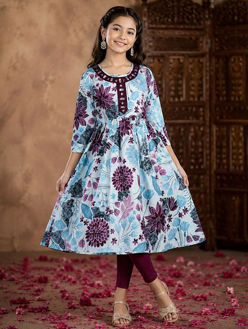 Girls Printed Three Quarter Sleeves Kurta Leggings Set - 22701960 -  Standard Image - 2