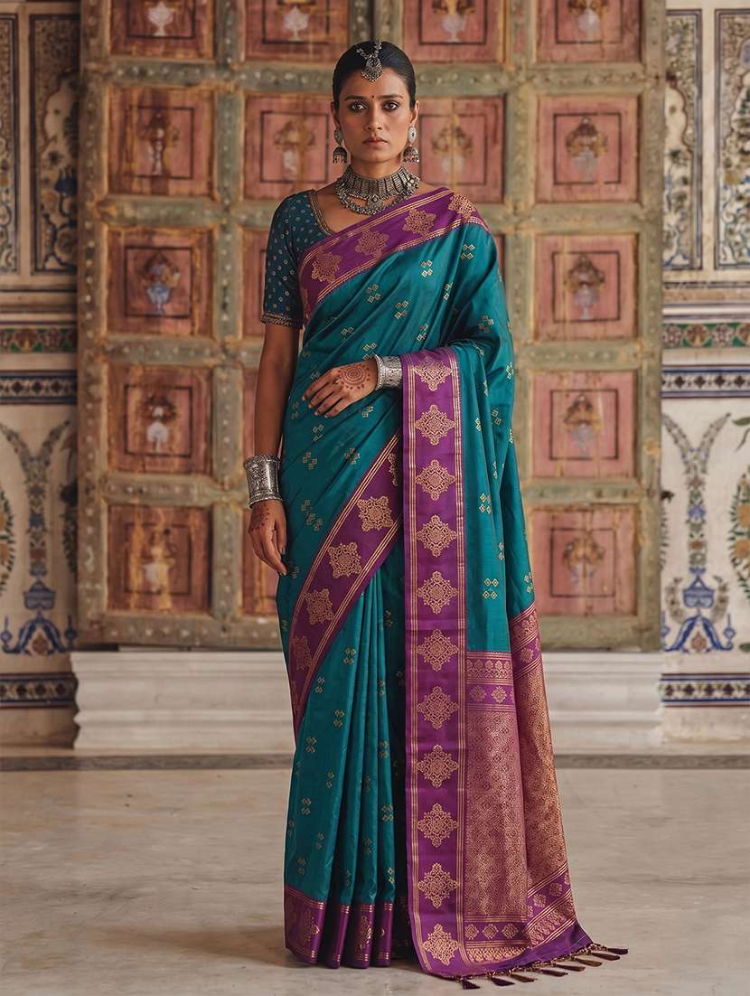 women self design banarasi saree with blouse
