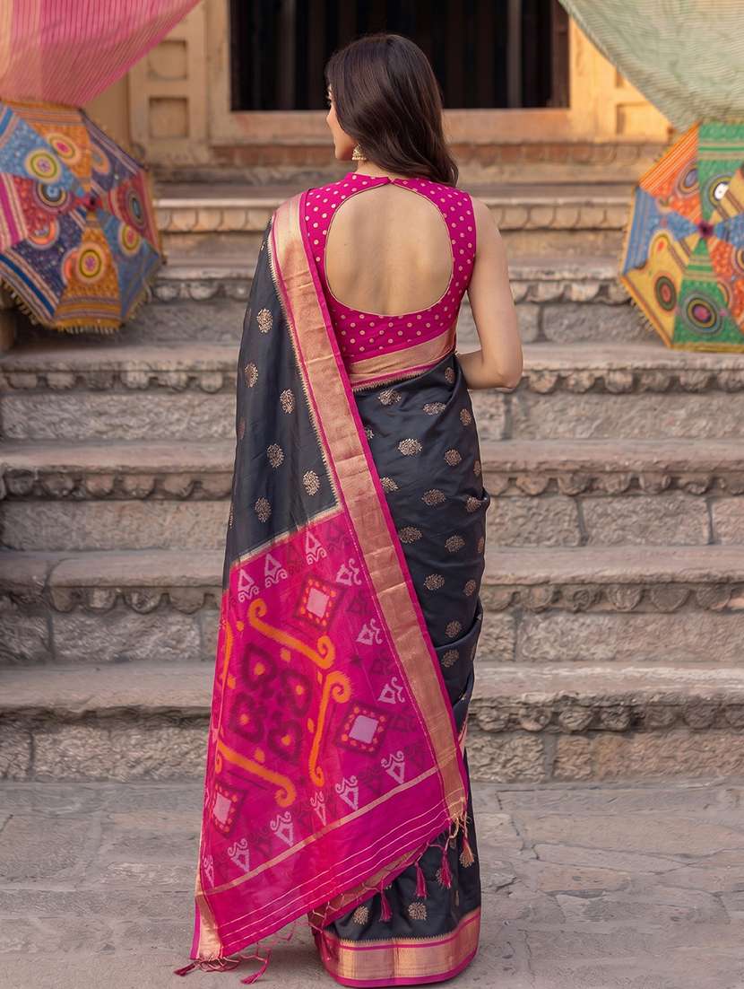 Women Self Design Pochampalli Saree With Blouse - 22703509 -  Standard Image - 2