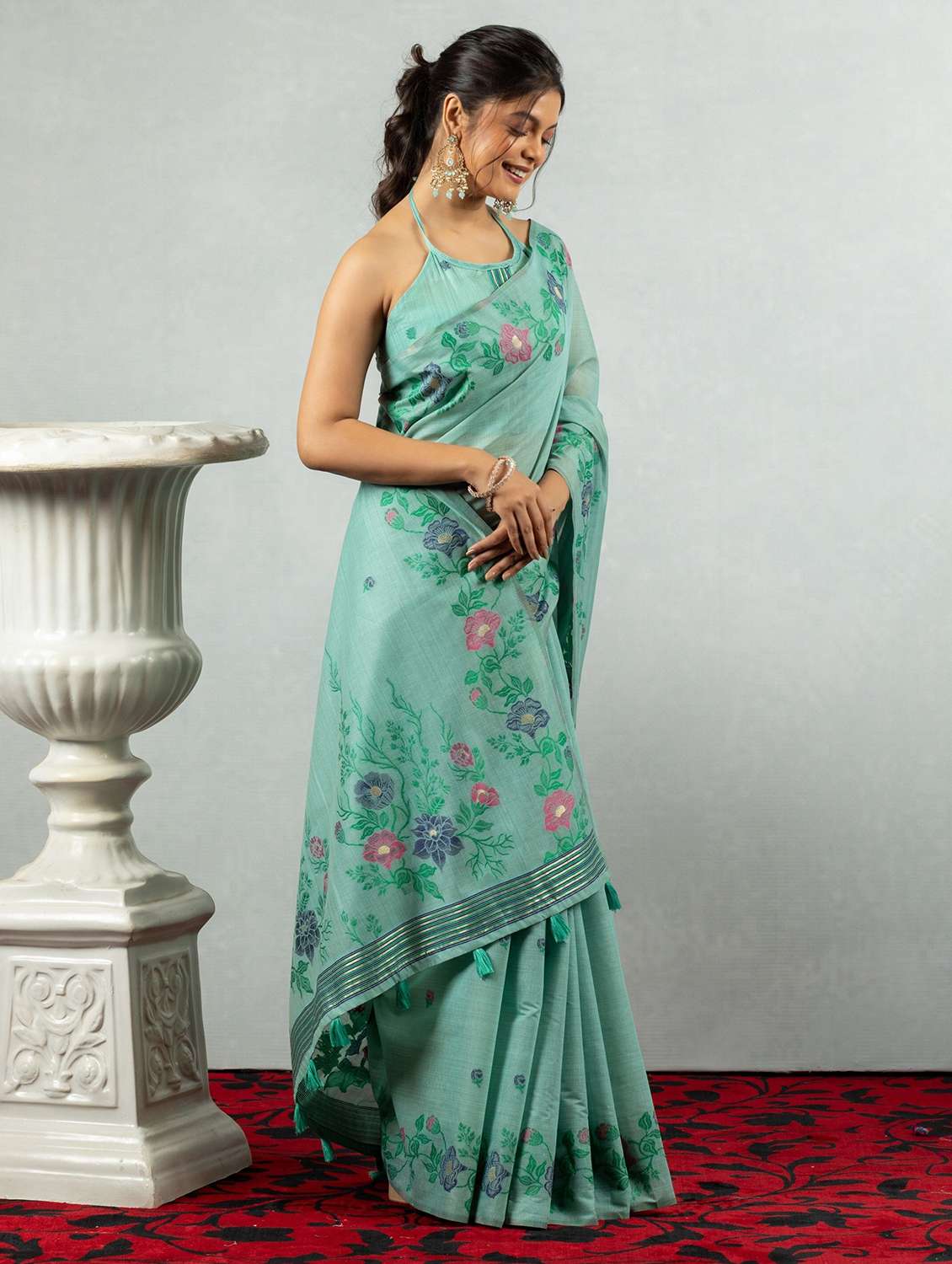 Women Self Design Handloom Saree With Blouse - 22704263 -  Standard Image - 2