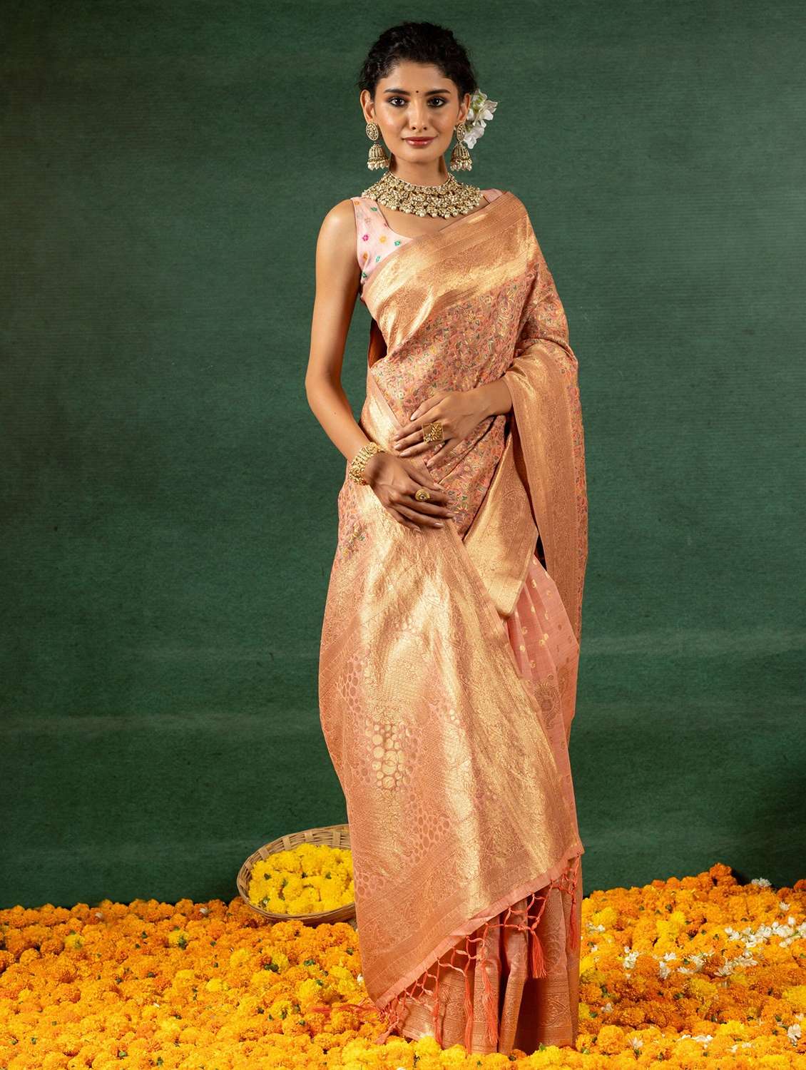 Women Self Design Banarasi Saree With Blouse - 22704307 -  Standard Image - 2