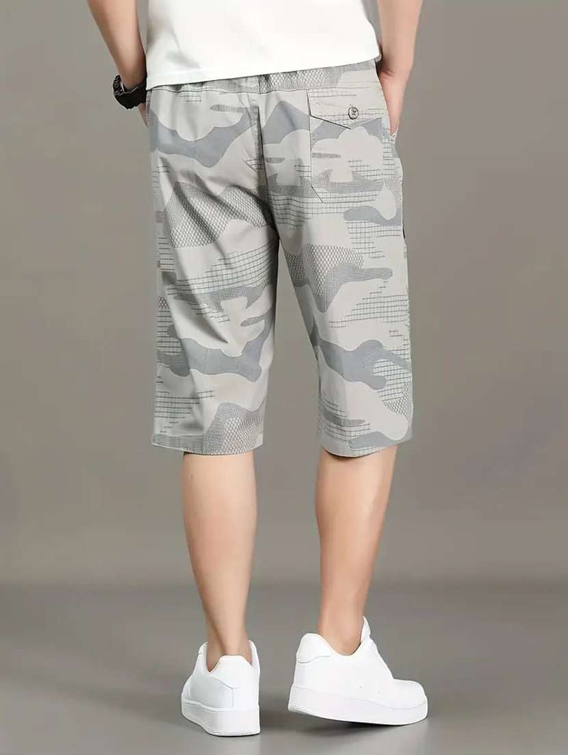 Men Printed Mid Rise Regular Fit Three Fourth Shorts - 22704860 -  Standard Image - 2