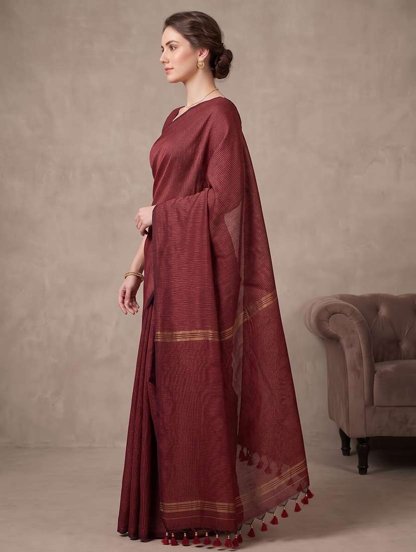 Women Striped Handloom Saree With Blouse - 22707219 -  Standard Image - 2