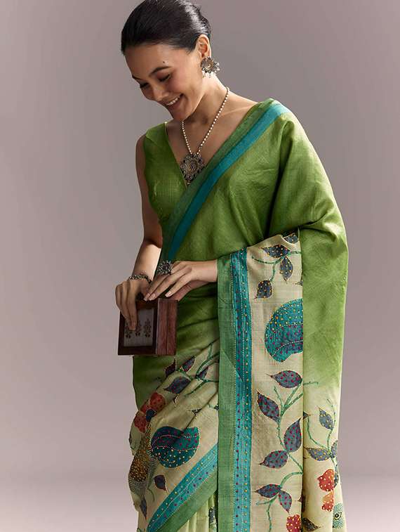 Women Printed Embroidered Saree With Blouse - 22719566 -  Standard Image - 2