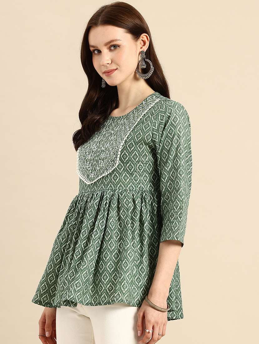 Women Printed Three Quarter Sleeves Flared Top - 22719769 -  Standard Image - 2