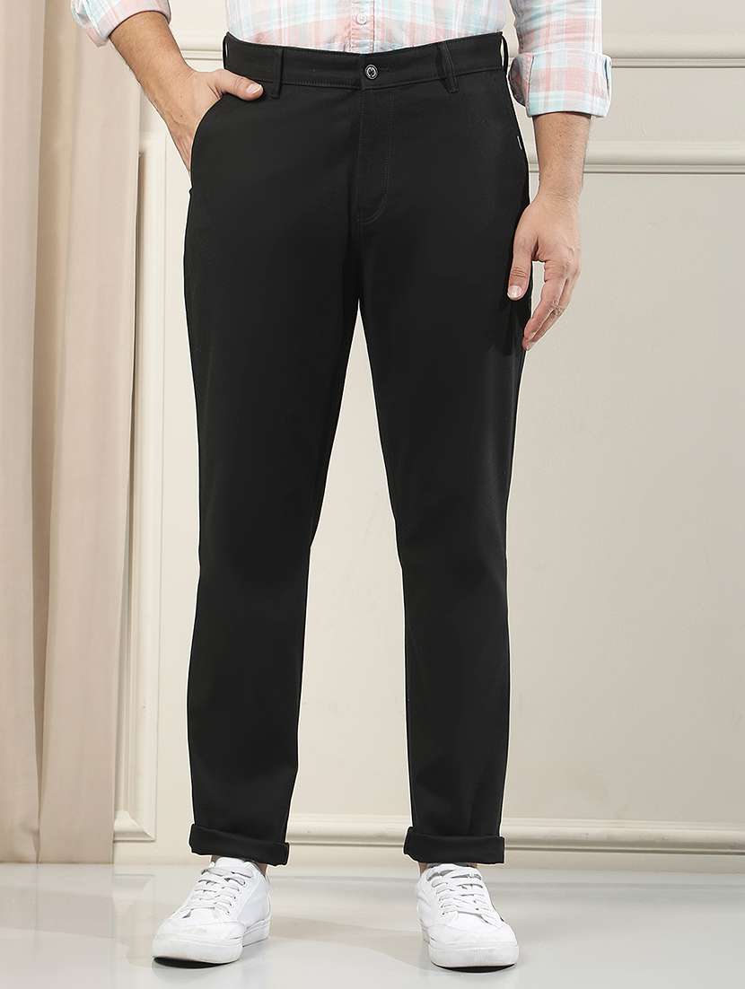 men solid mid rise chinos casual trouser