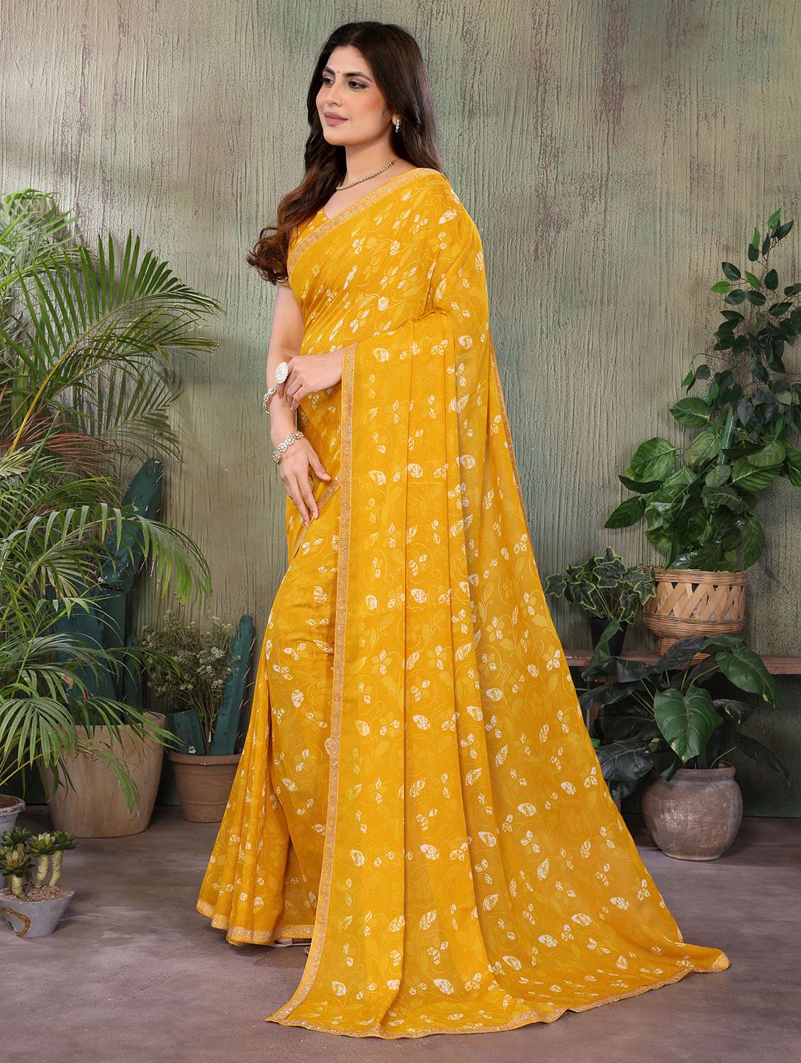 Women Printed Casual Wear Saree With Blouse - 22722787 -  Standard Image - 2