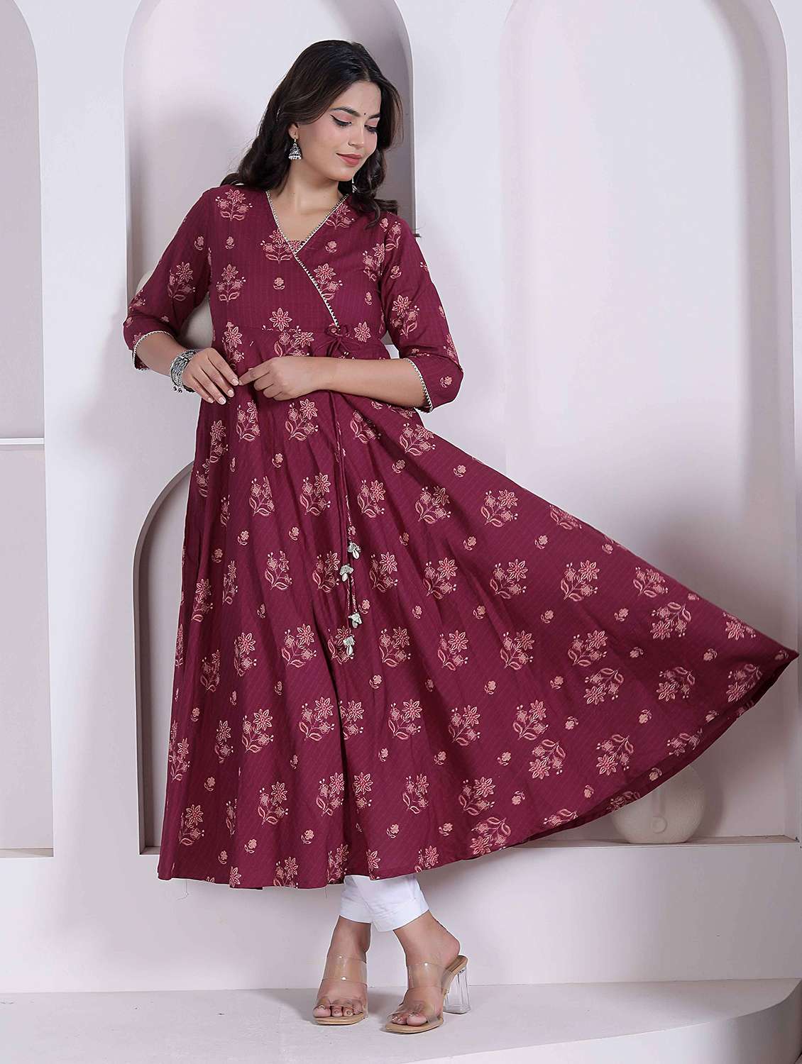 Women Printed Three Quarter Sleeves Anarkali Kurta - 22722868 -  Standard Image - 2