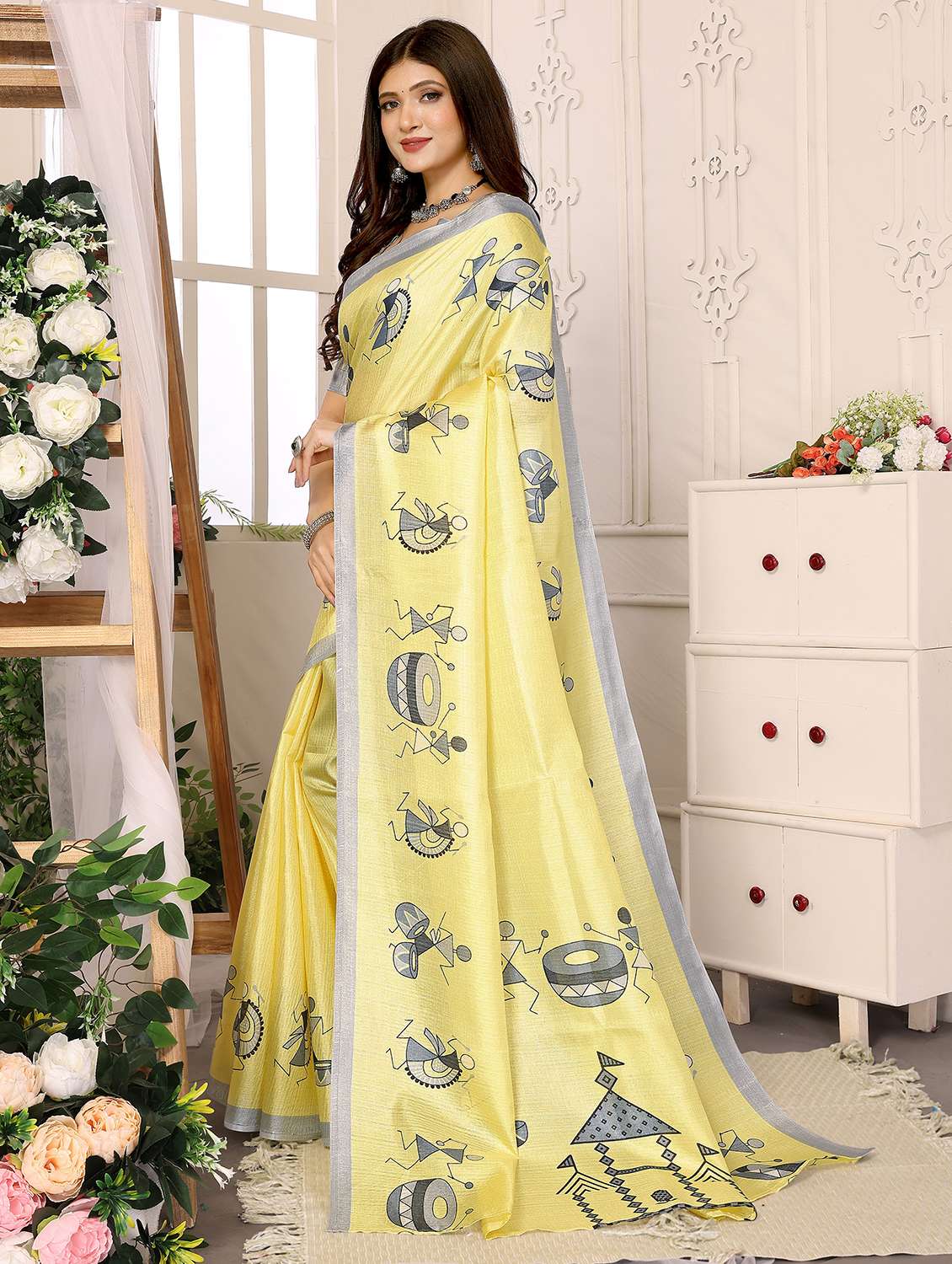 Women Warli Printed Saree With Blouse - 22722927 -  Standard Image - 2