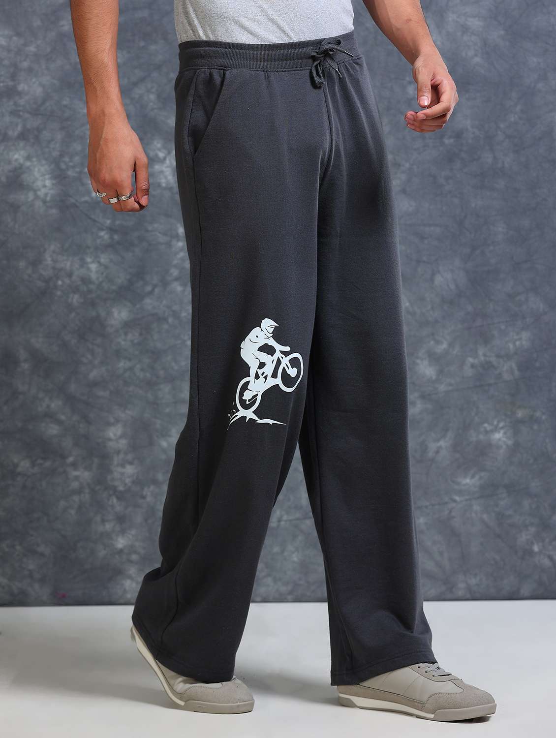 Men Printed Mid Rise Relaxed Fit Track Pant - 22723319 -  Standard Image - 2