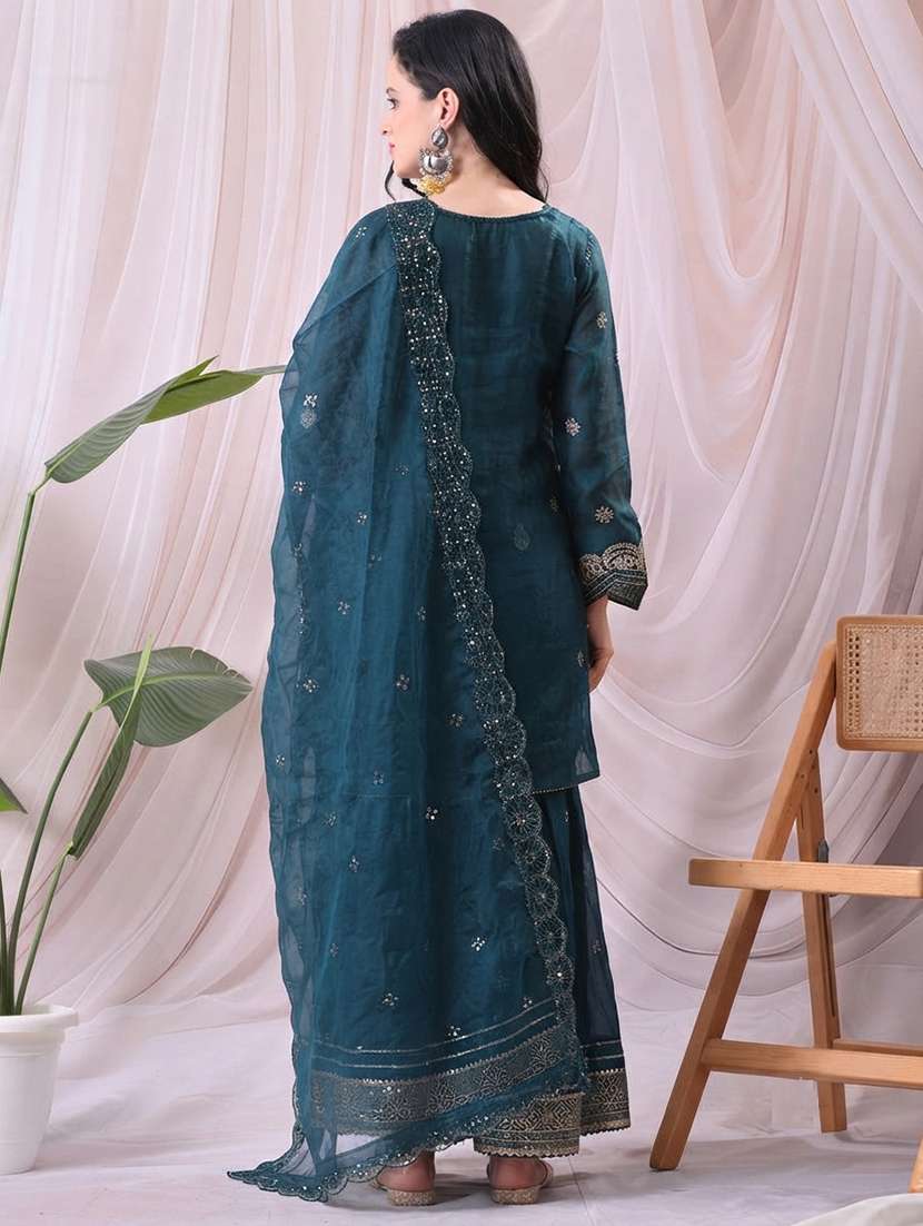 Women Embroidered Three Quarter Sleeves Kurta Palazzo Set With Dupatta - 22723380 -  Standard Image - 2
