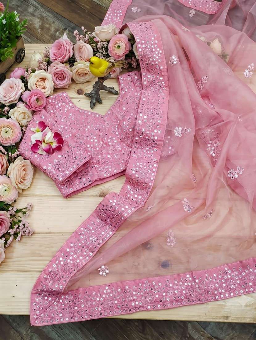 Women Solid With Work Embroidered Saree With Blouse - 22727082 -  Standard Image - 2