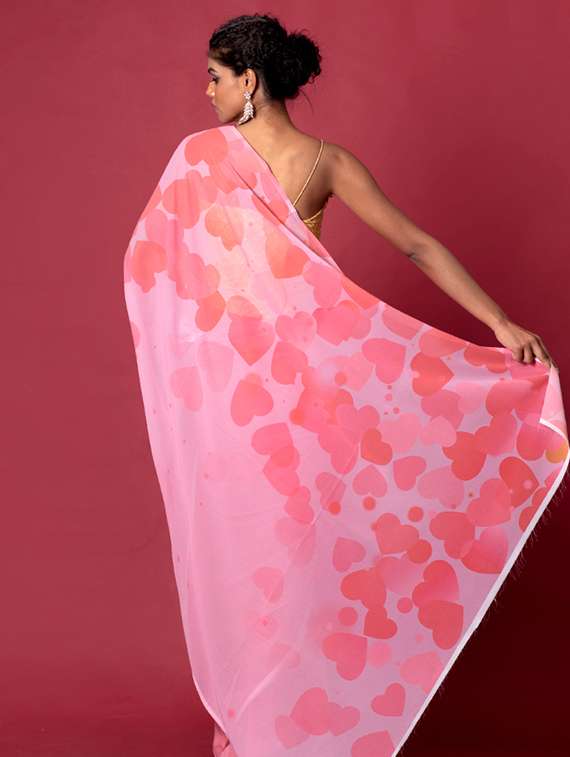 Women Printed Casual Wear Saree With Blouse - 22728871 -  Standard Image - 2