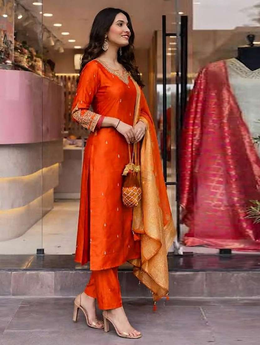 Women Embroidered Three Quarter Sleeves Kurta Pant Set With Dupatta - 22730231 -  Standard Image - 2