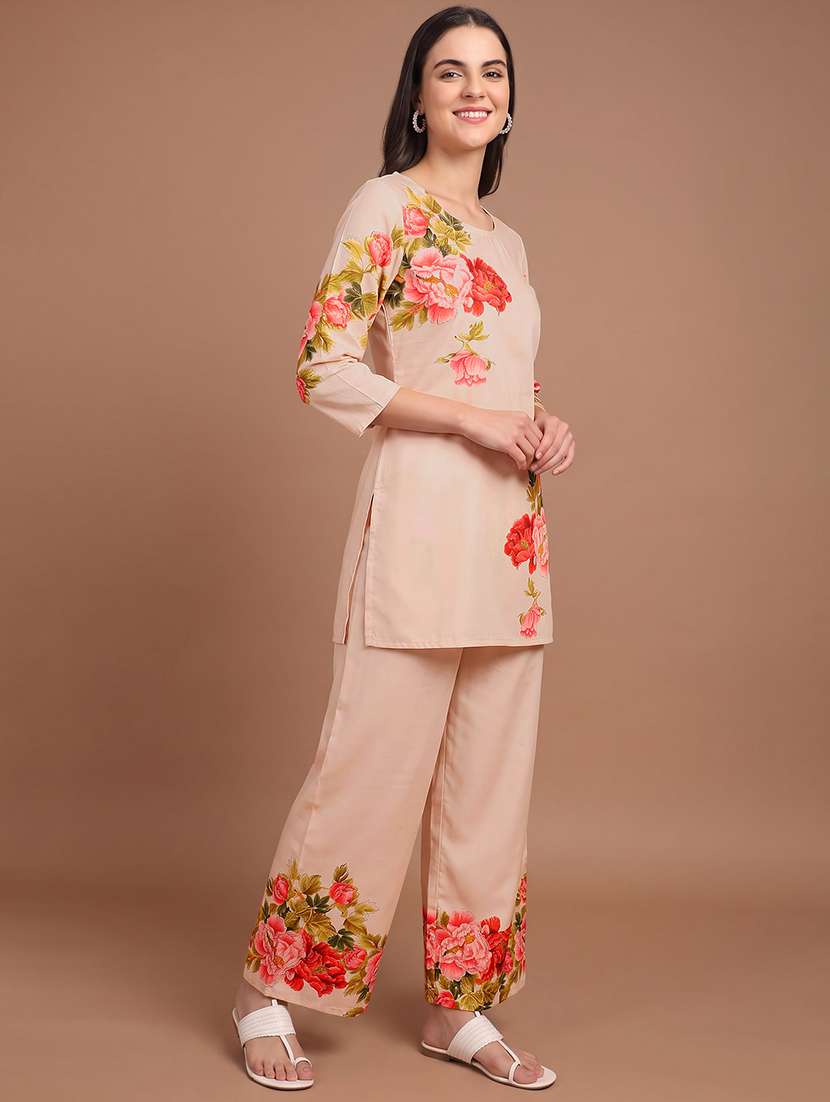 Women Printed Three Quarter Sleeves Ethnic Co-ord Set - 22733492 -  Standard Image - 2