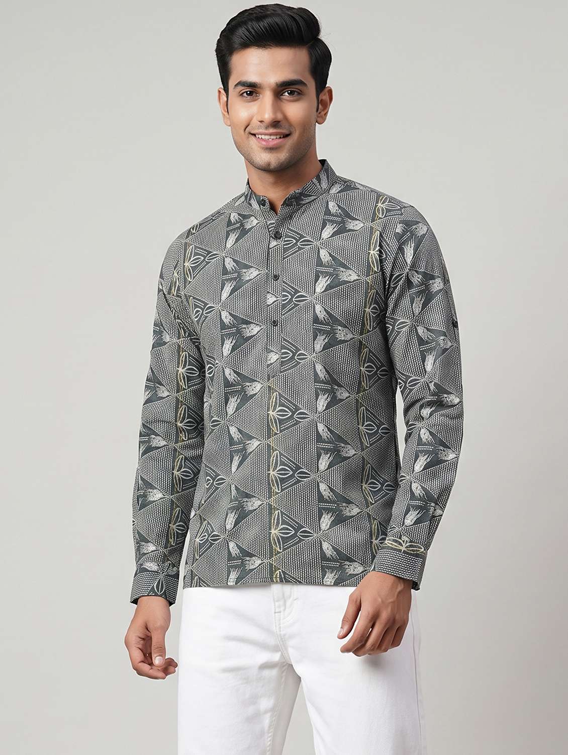 Men Printed Mandarin Neck Short Kurta - 22735209 -  Standard Image - 2