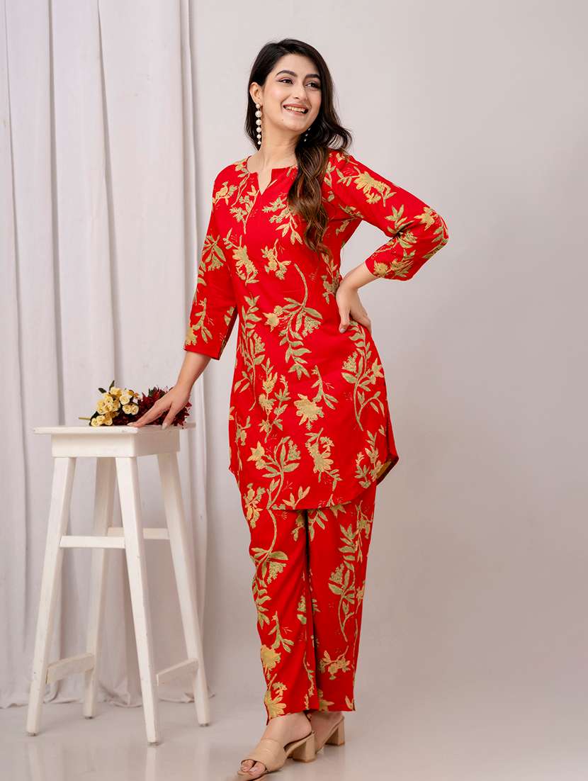 Women Printed Three Quarter Sleeves Ethnic Co-ord Set - 22735389 -  Standard Image - 2