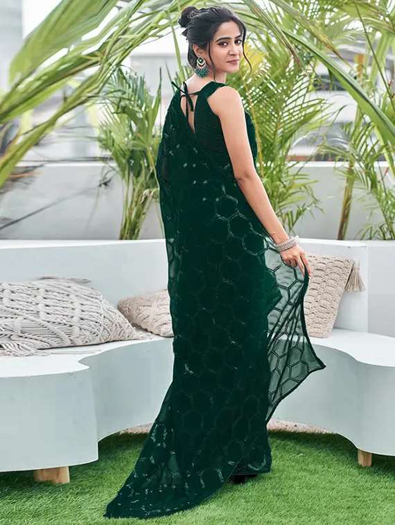 Women Solid With Work Embellished Saree With Blouse - 22738571 -  Standard Image - 2