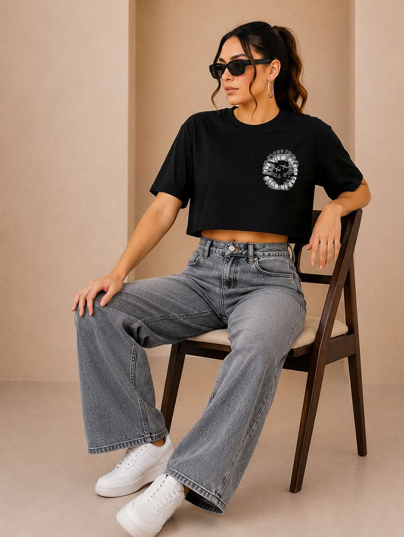 Women Printed Short Sleeves Crop T-shirt - 22744395 -  Standard Image - 2