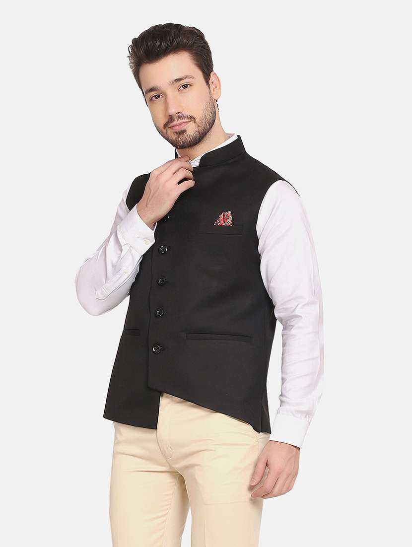 Men Solid Sleeveless Regular Fit Nehru Jacket - 22745509 -  Standard Image - 2