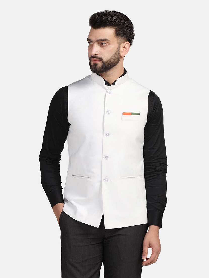 Men Solid Sleeveless Regular Fit Nehru Jacket - 22745555 -  Standard Image - 2