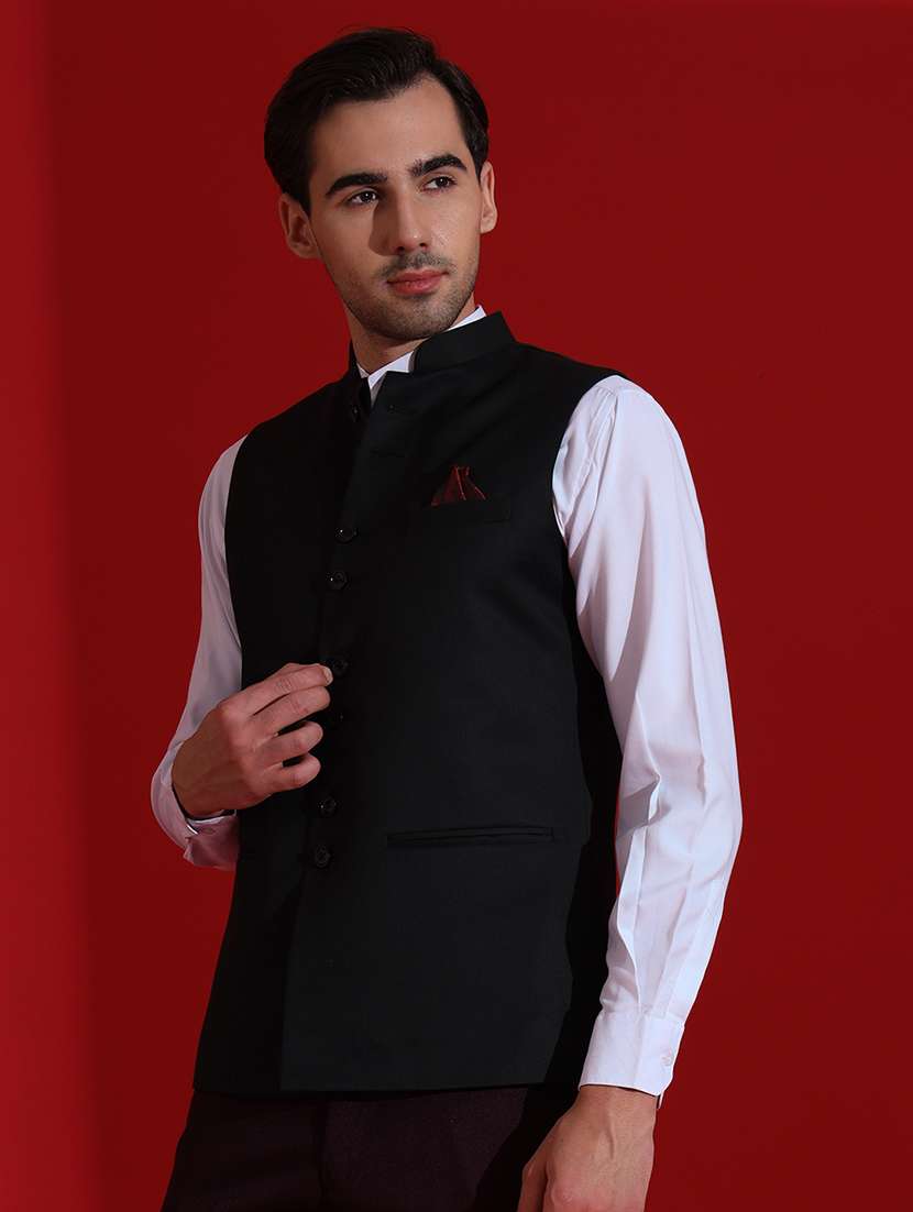 Men Solid Sleeveless Regular Fit Nehru Jacket - 22745572 -  Standard Image - 2