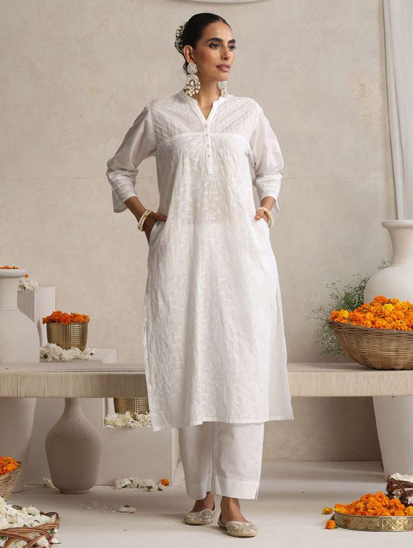 Women Embroidered Three Quarter Sleeves Straight Kurta - 22755545 -  Standard Image - 2
