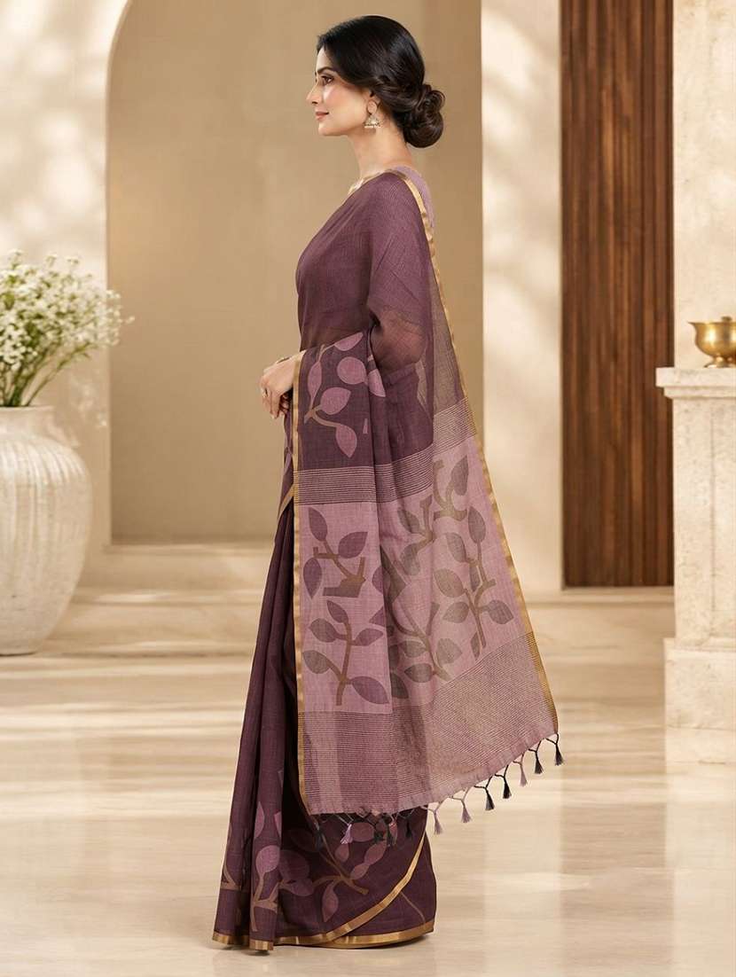 Women Printed Casual Wear Saree With Blouse - 22755556 -  Standard Image - 2